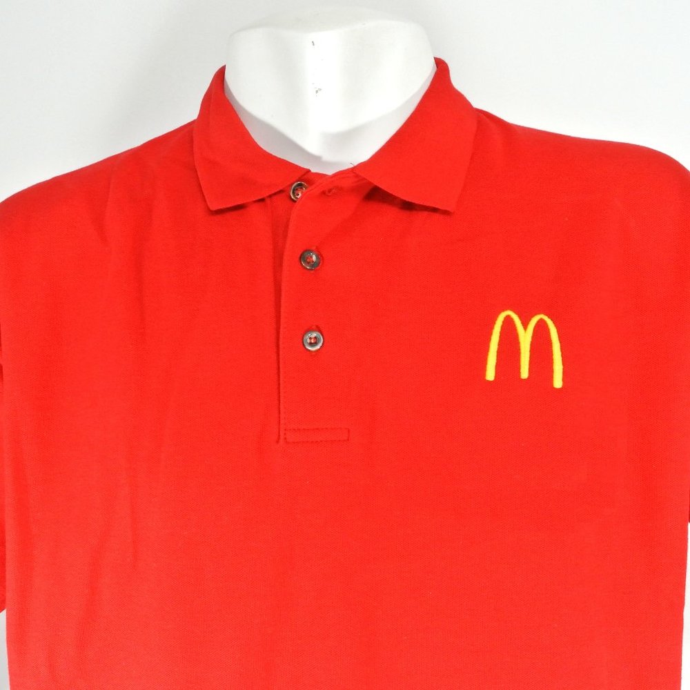 McDONALD'S Fast Food Employee Uniform Polo Shirt Red NEW Size M Medium - Picture 4 of 7